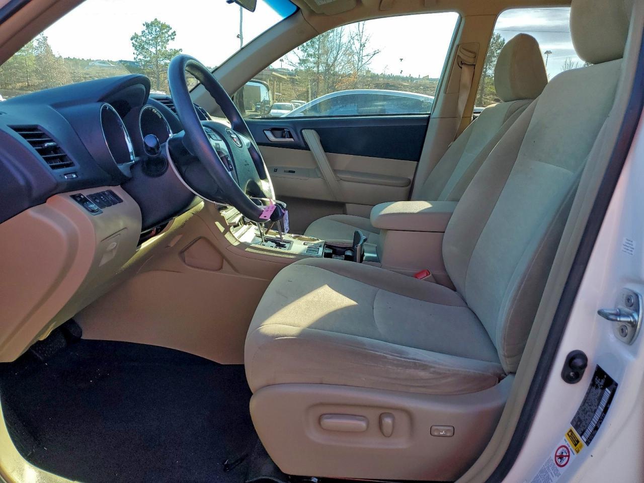2013 TOYOTA HIGHLANDER