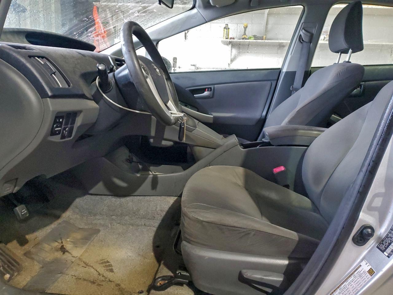 2010 TOYOTA PRIUS
