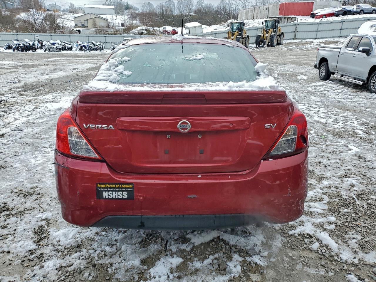 2018 NISSAN VERSA
