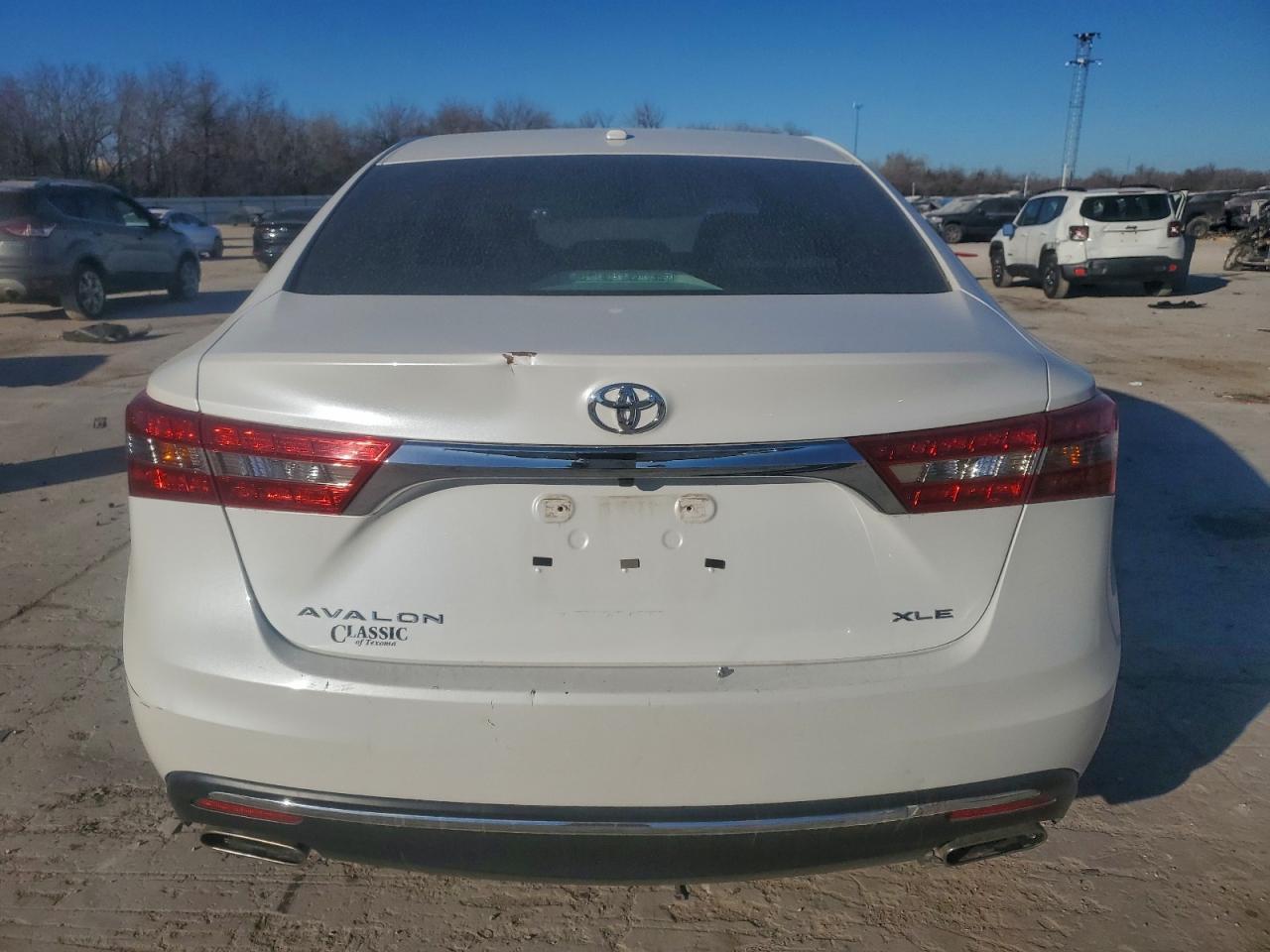 2017 TOYOTA Avalon