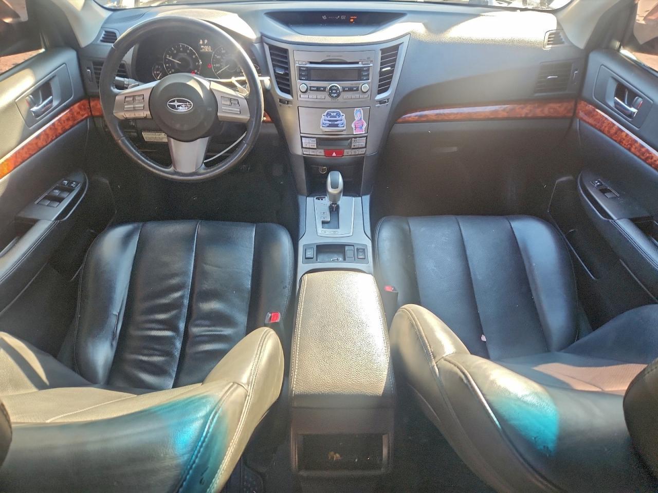 2010 SUBARU Outback