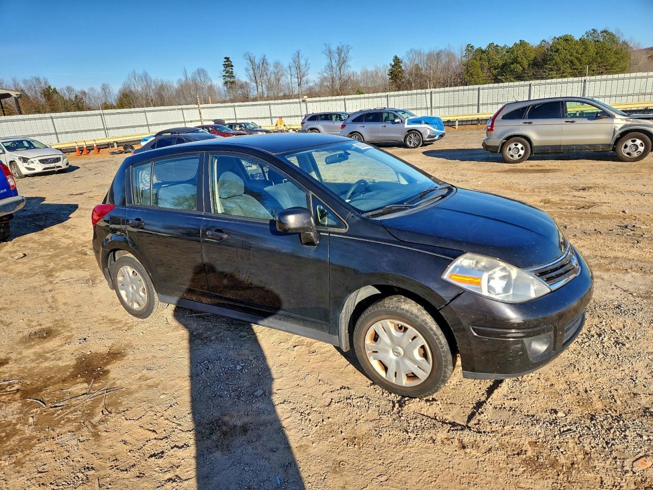 2011 NISSAN VERSA