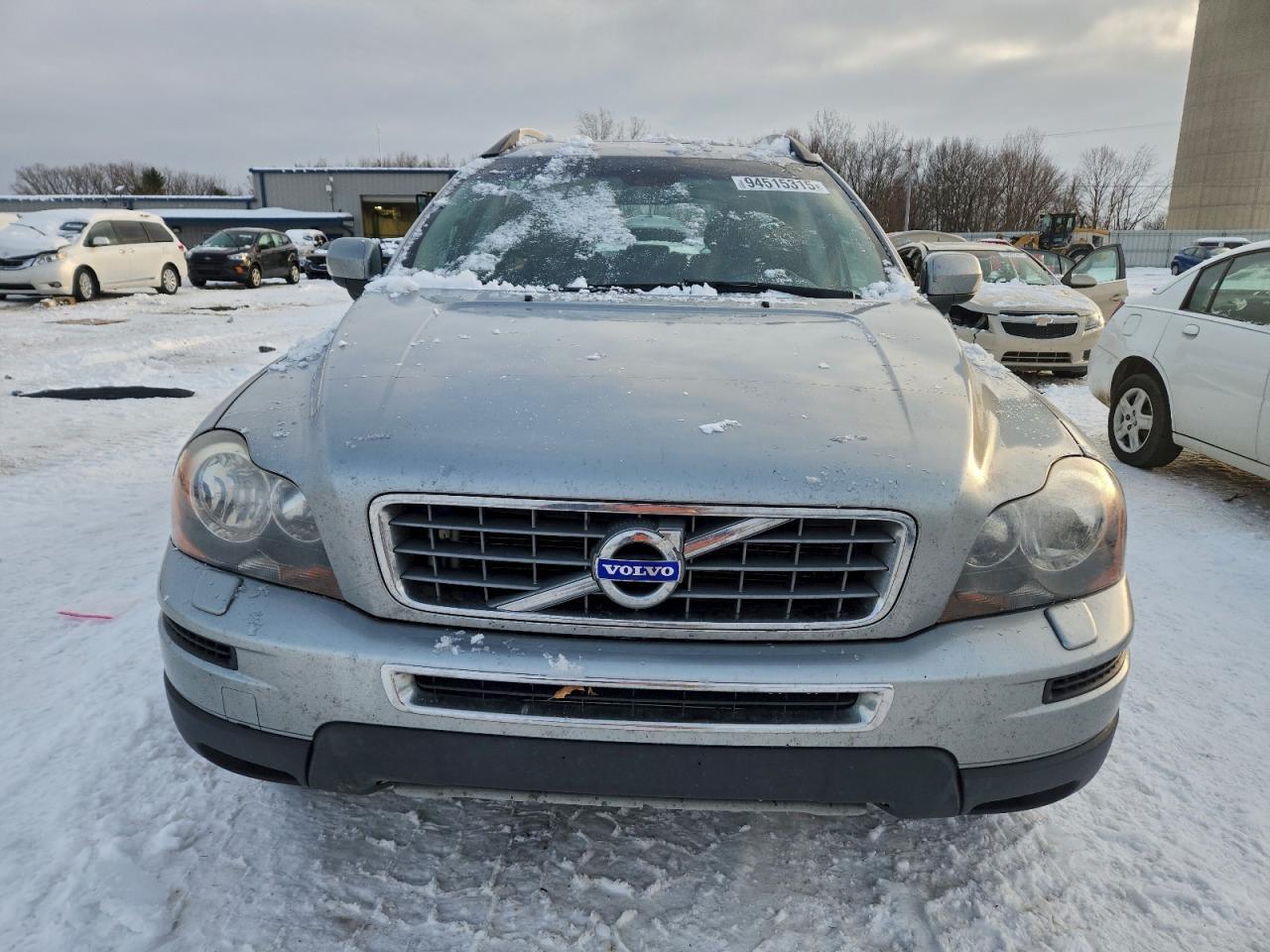 2011 VOLVO XC90