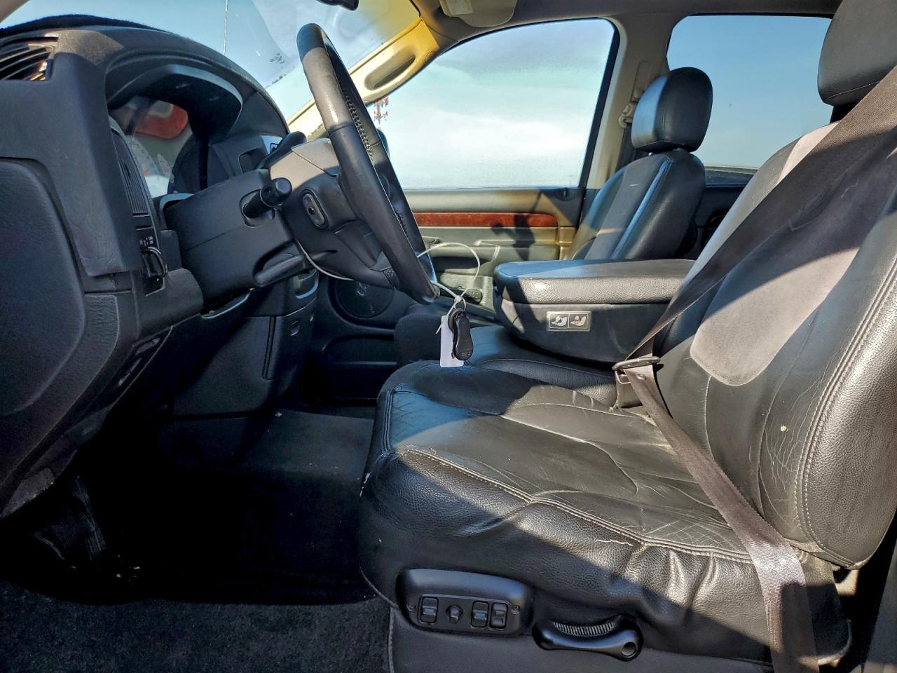 2002 DODGE RAM 1500