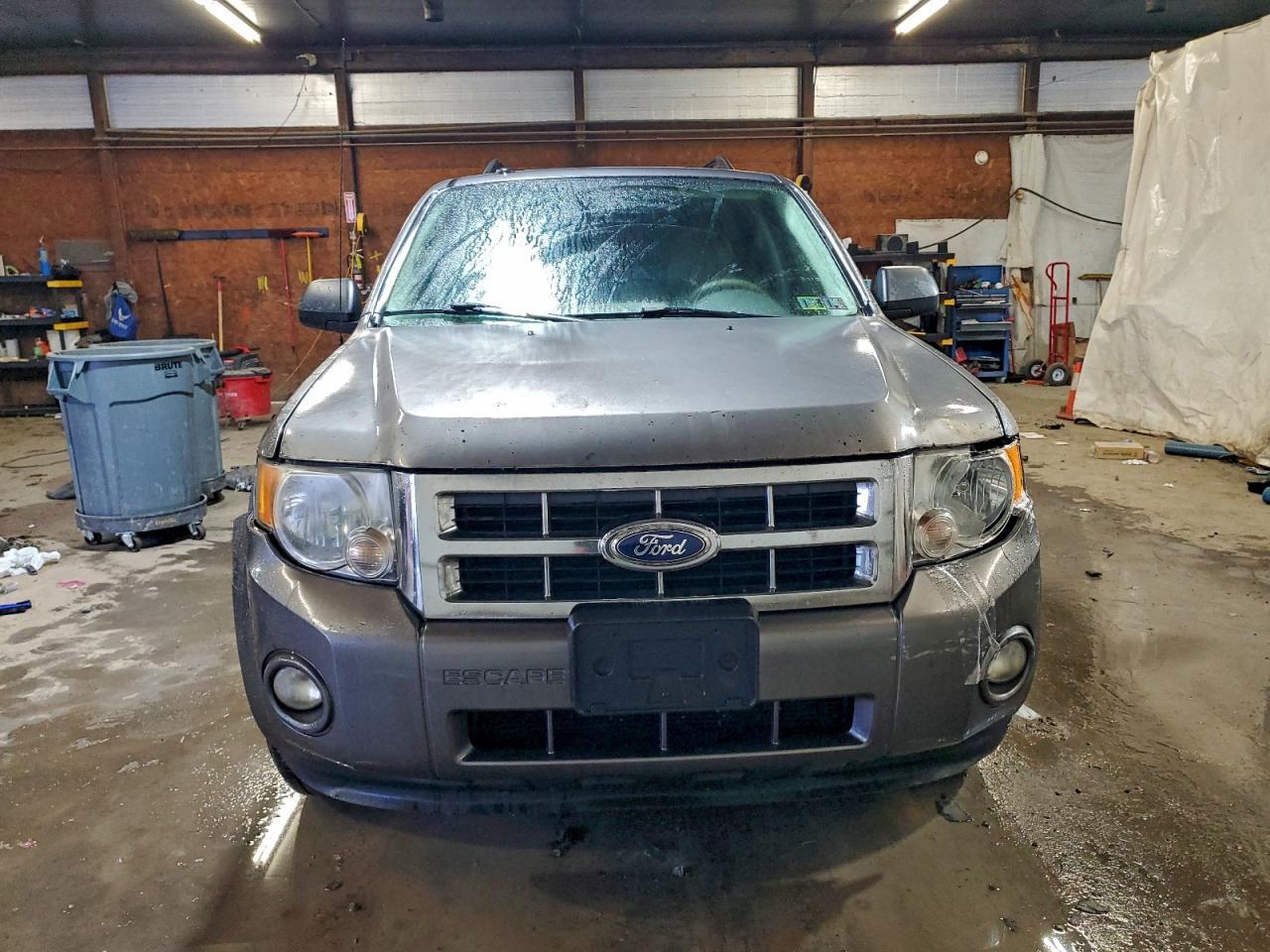 2010 FORD ESCAPE