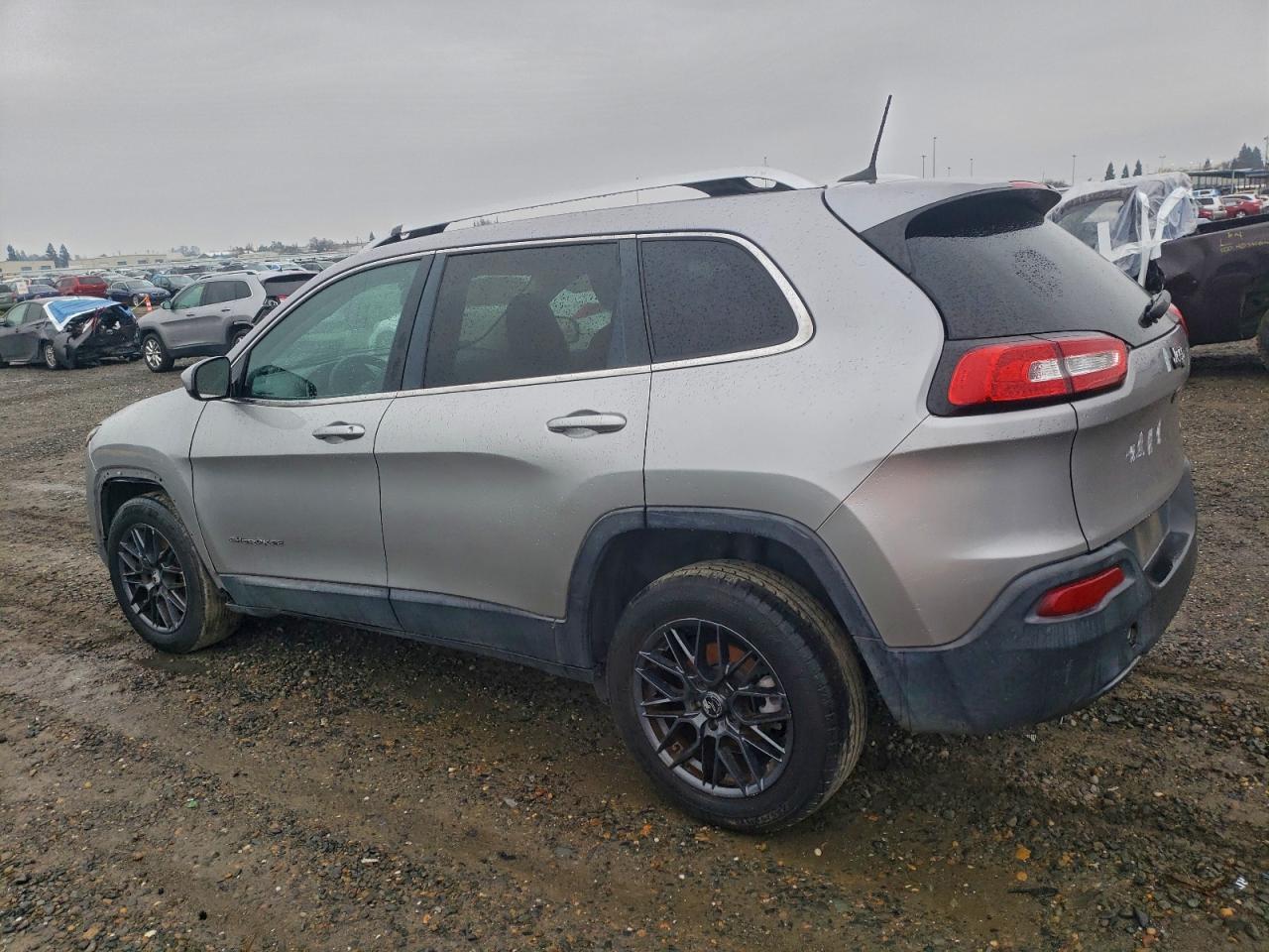 2018 JEEP CHEROKEE