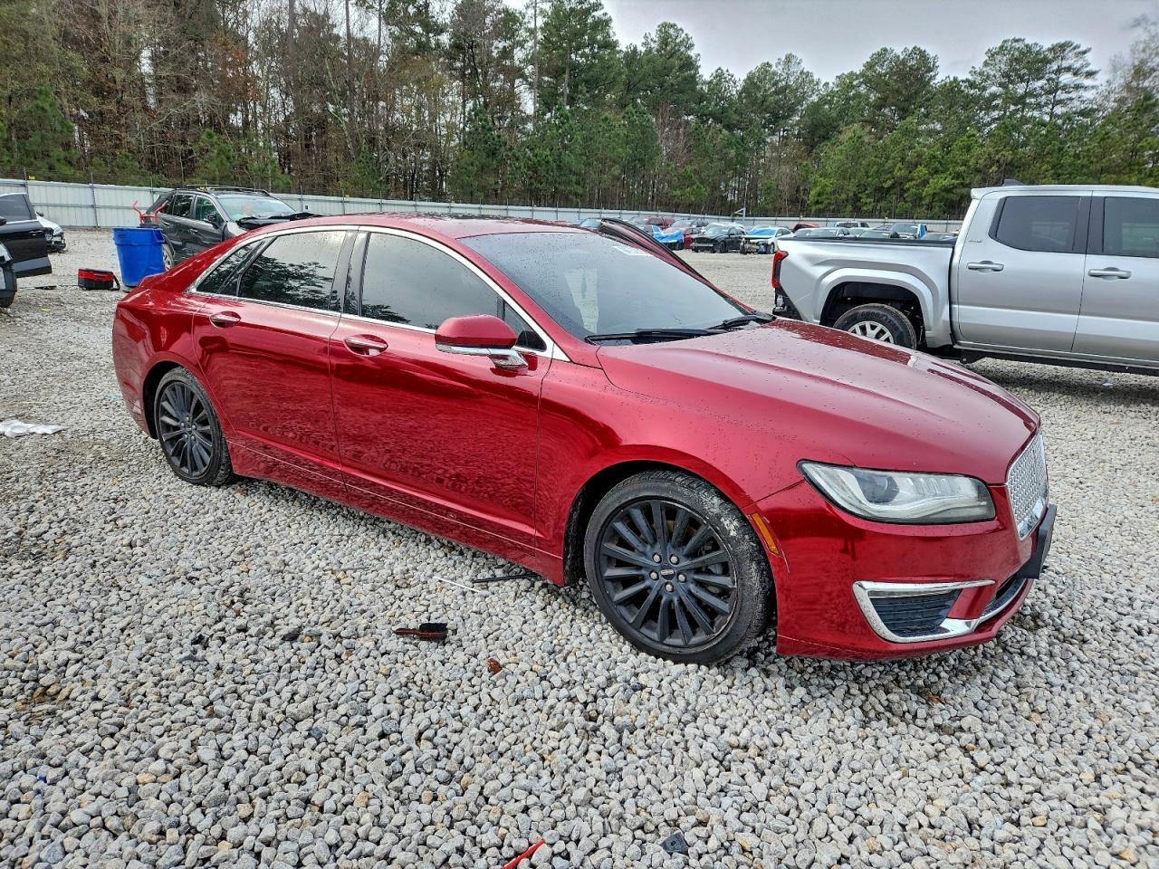2017 LINCOLN MKZ