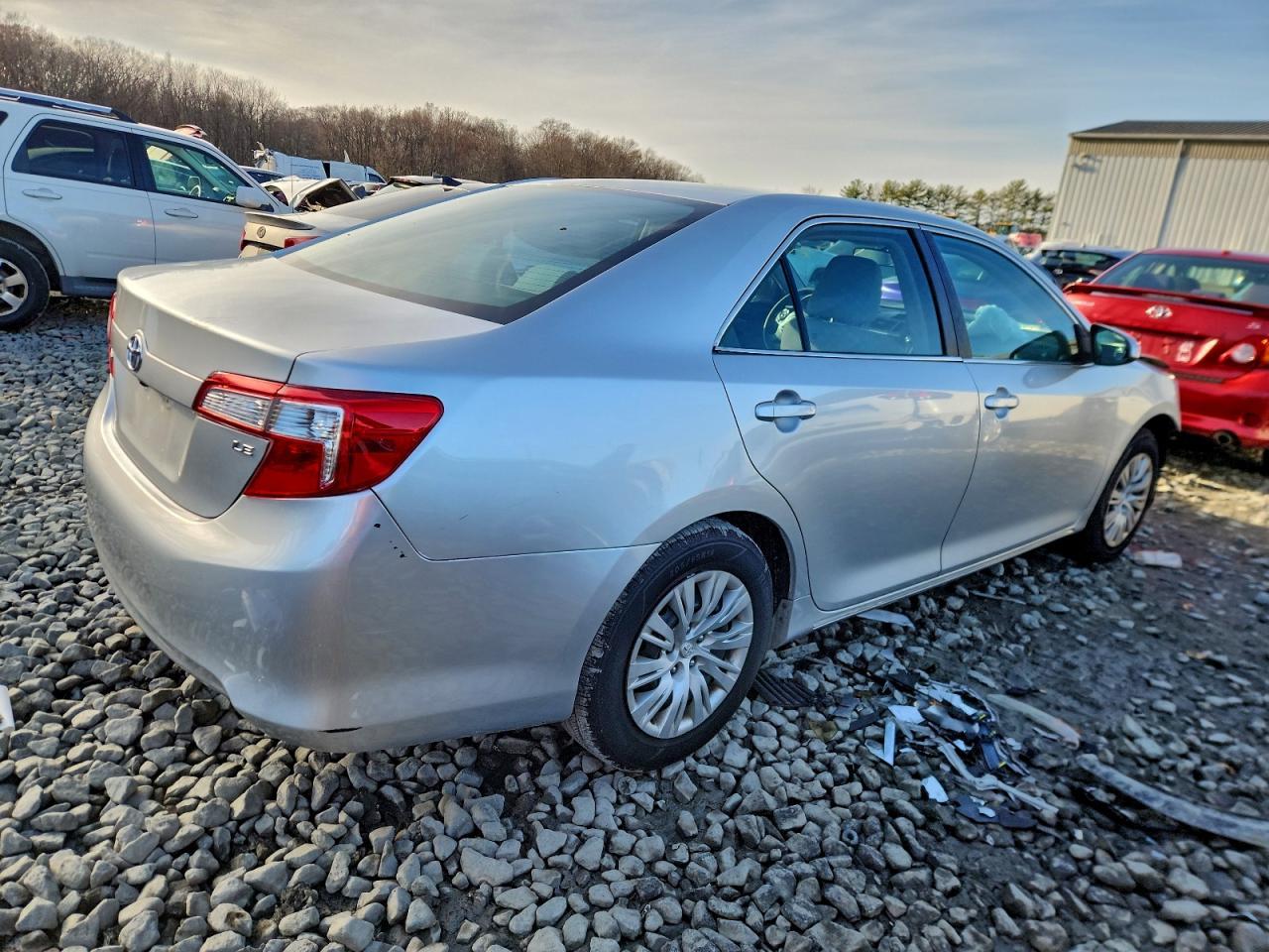 2013 TOYOTA CAMRY
