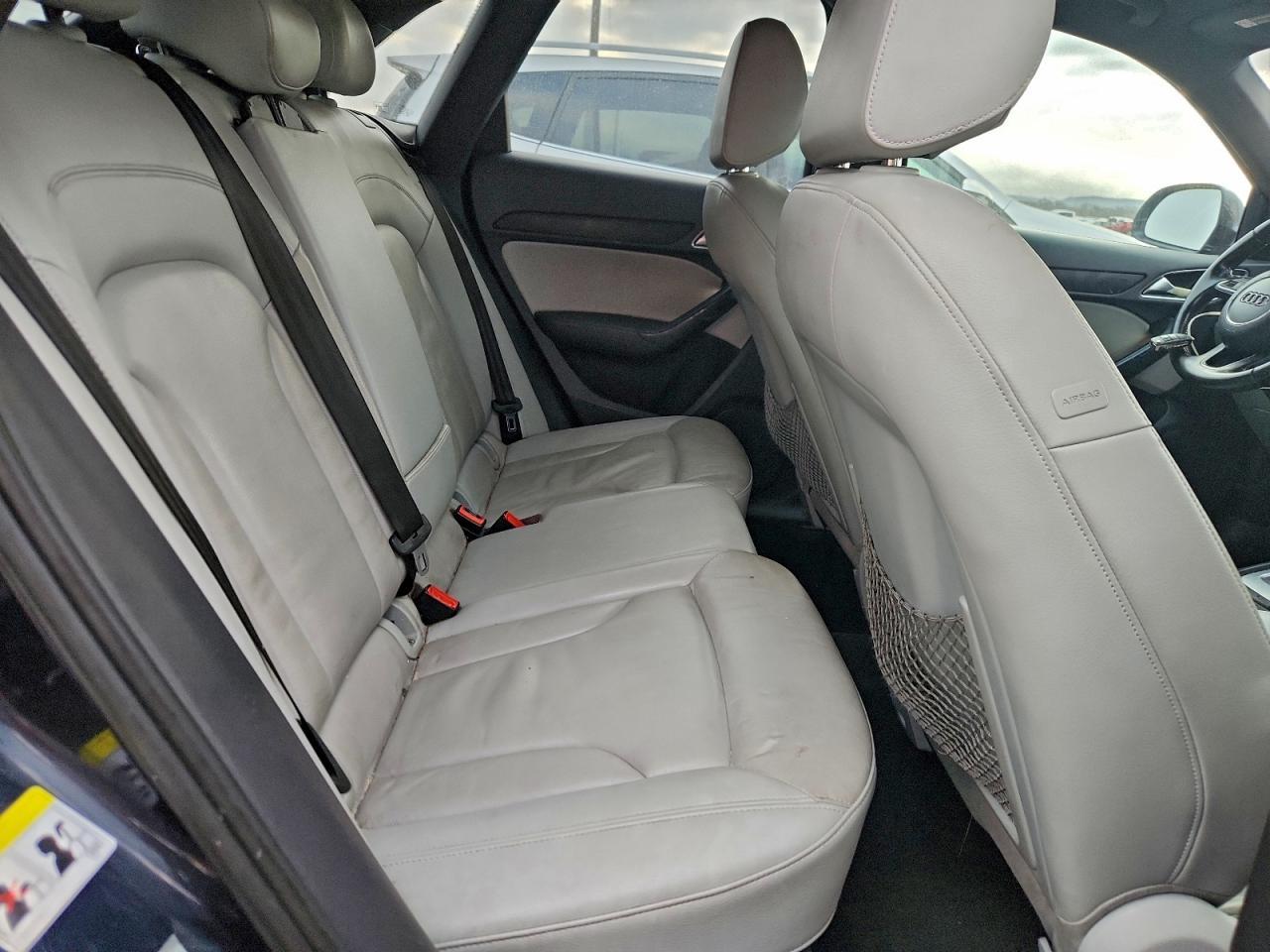 2015 AUDI Q3