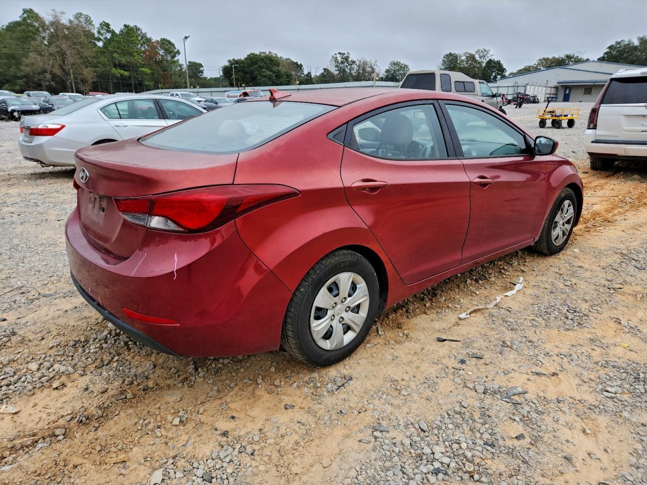 2016 HYUNDAI ELANTRA