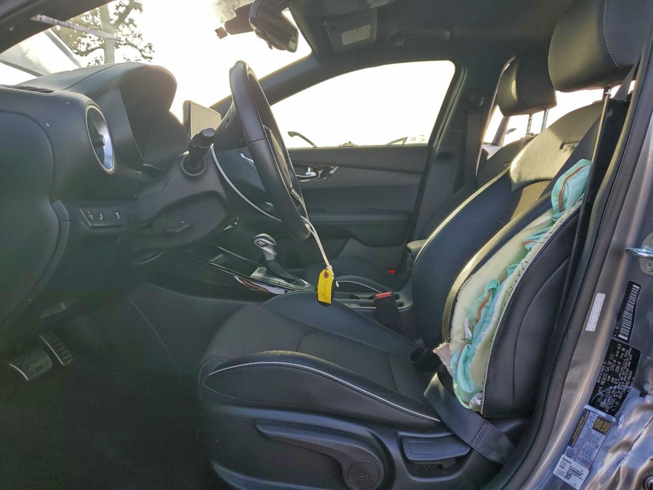 2024 KIA FORTE
