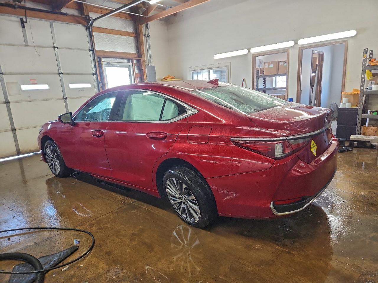 2021 LEXUS ES 250