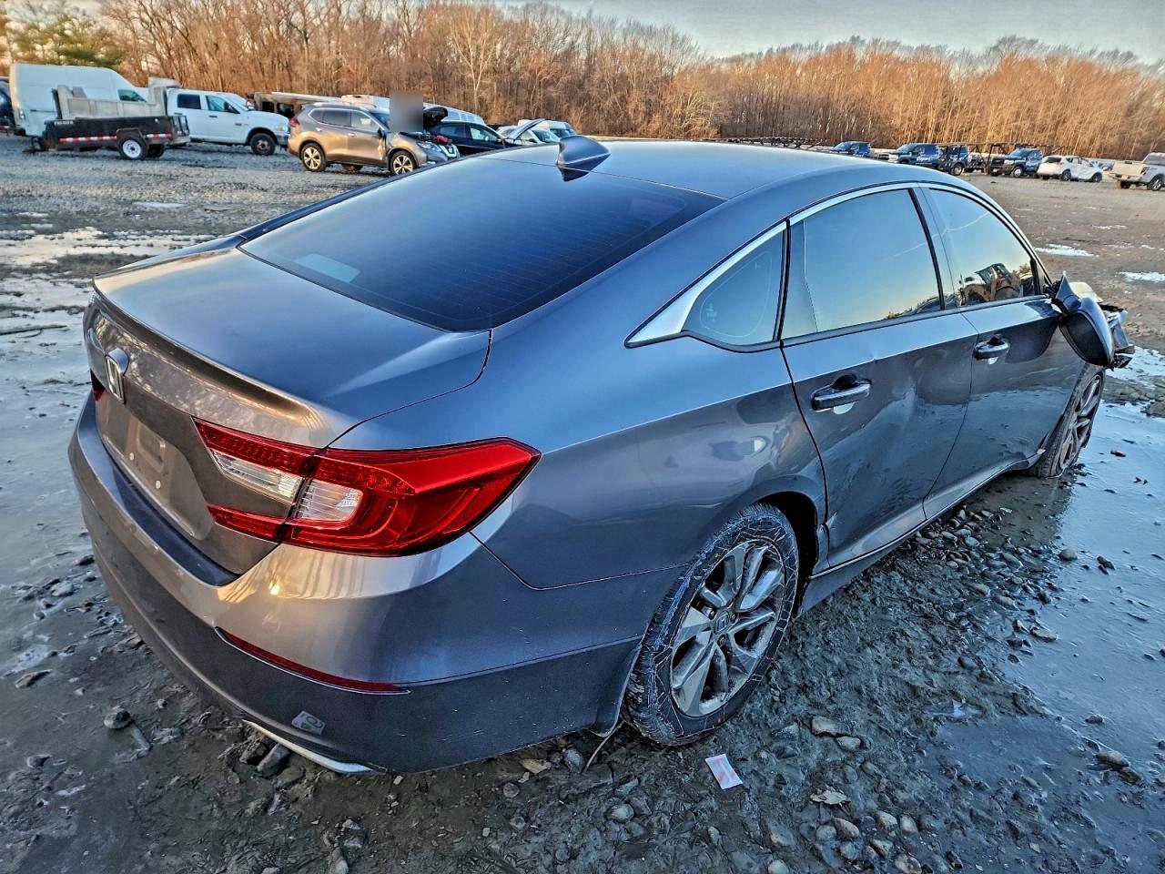 2018 HONDA ACCORD
