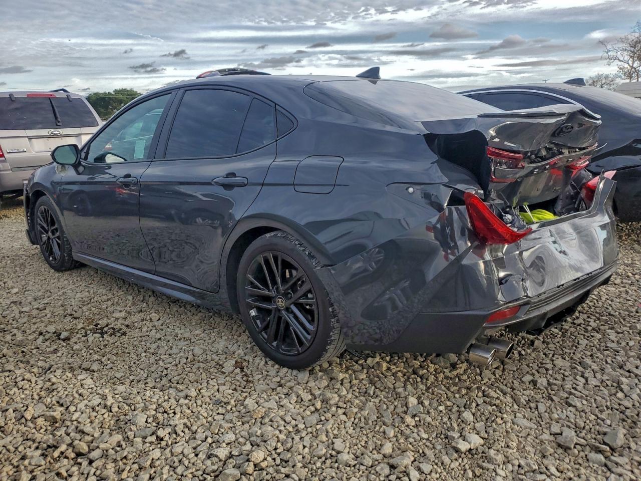 2025 TOYOTA CAMRY