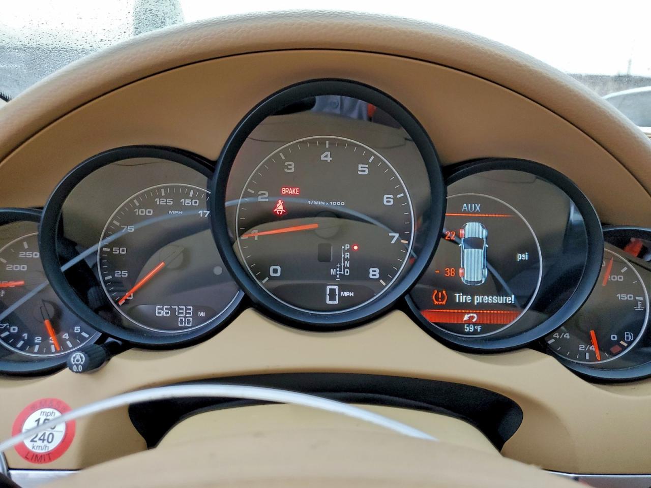 2011 PORSCHE CAYENNE