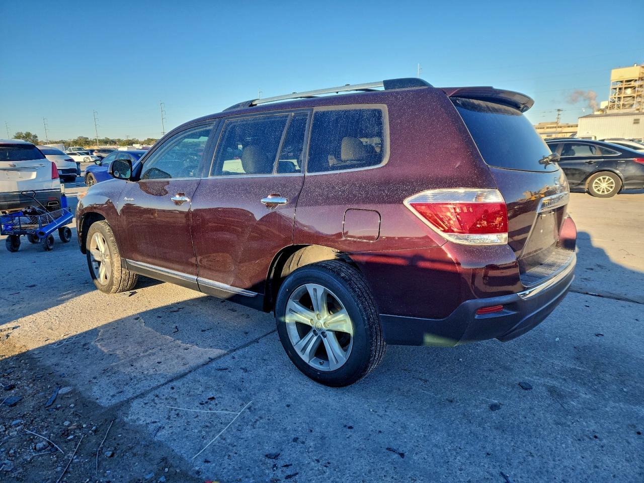 2013 TOYOTA HIGHLANDER