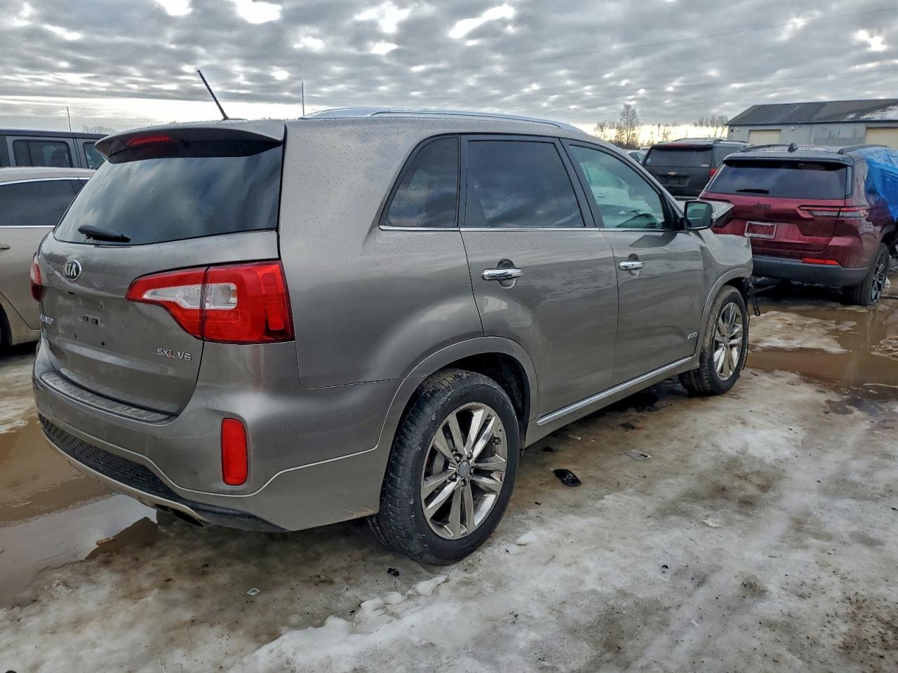 2015 KIA SORENTO
