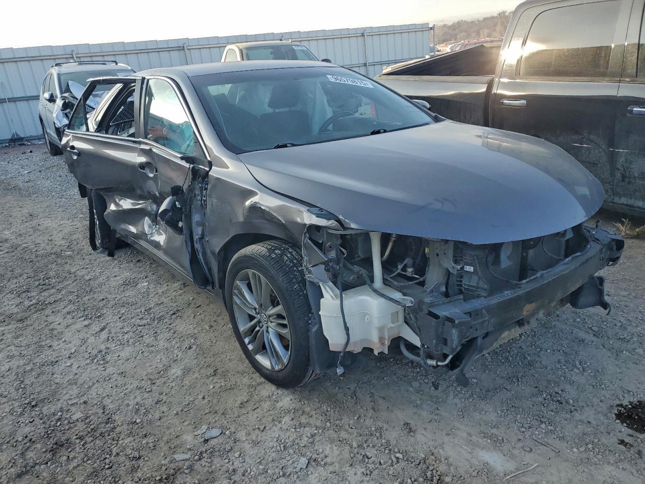 2017 TOYOTA CAMRY