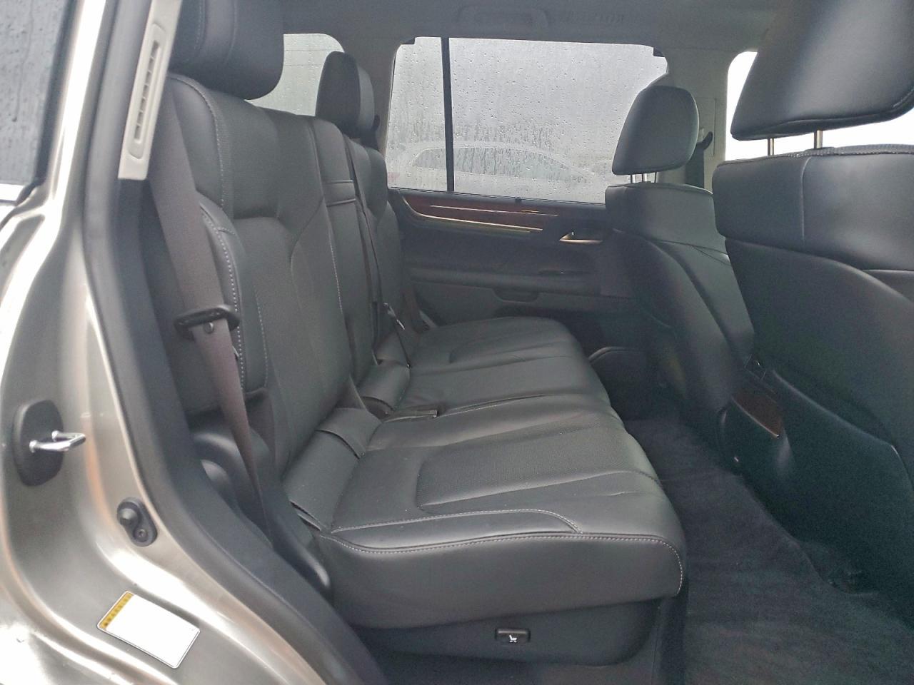 2019 LEXUS LX 570