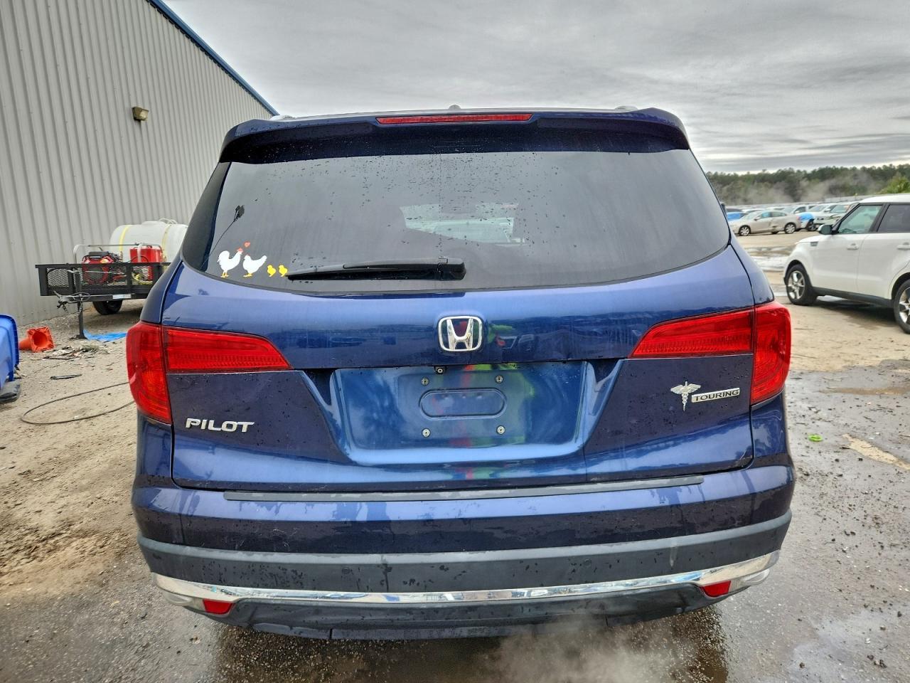 2017 HONDA PILOT