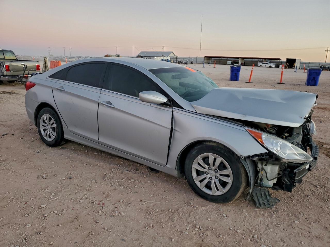 2011 HYUNDAI SONATA
