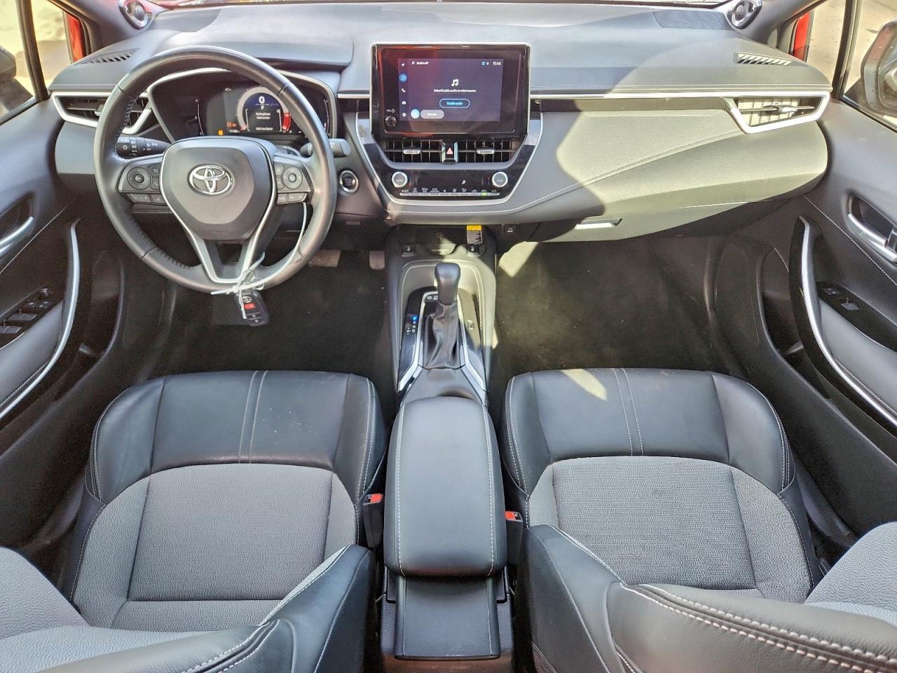 2025 TOYOTA COROLLA