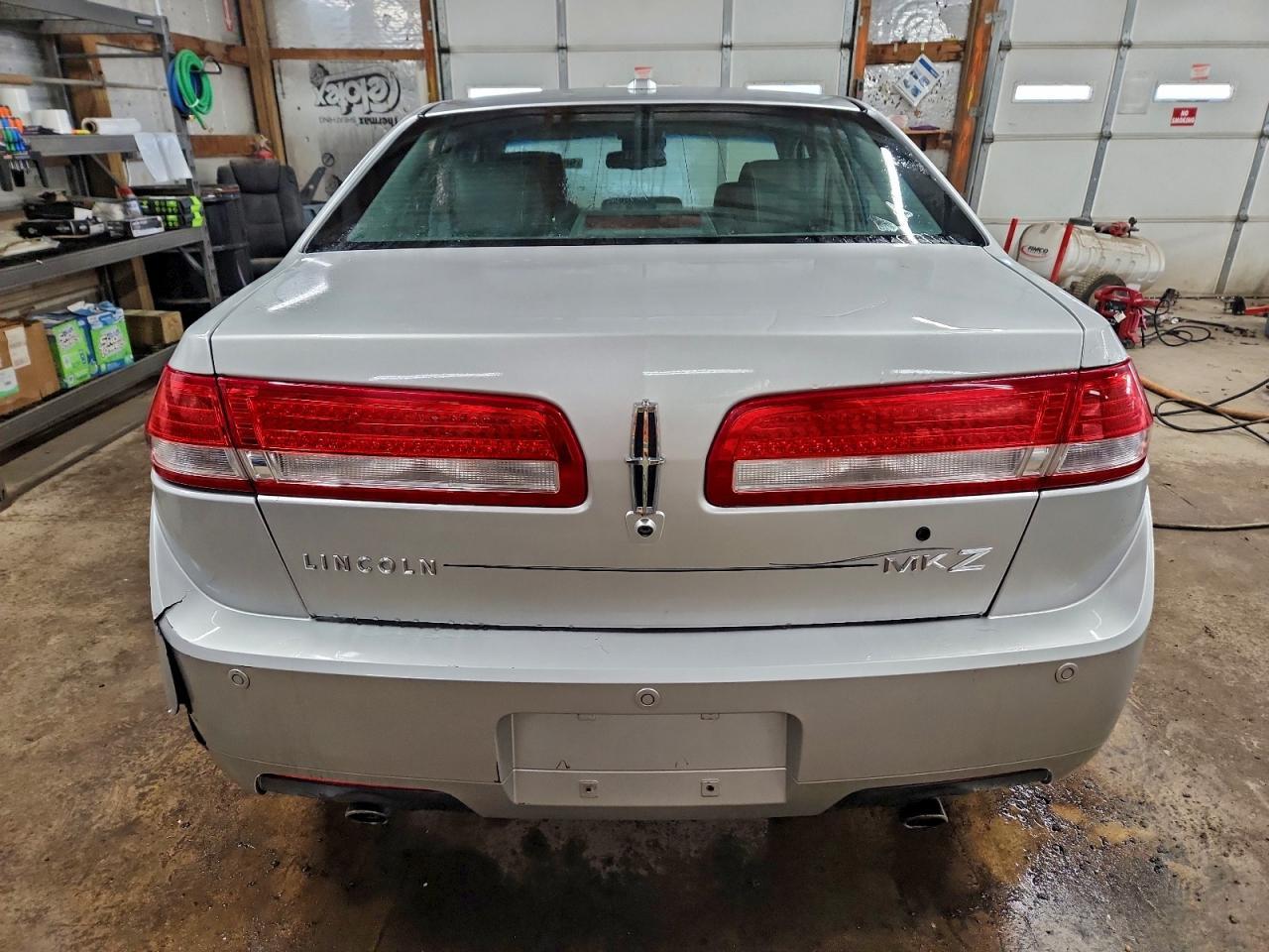 2011 LINCOLN MKZ