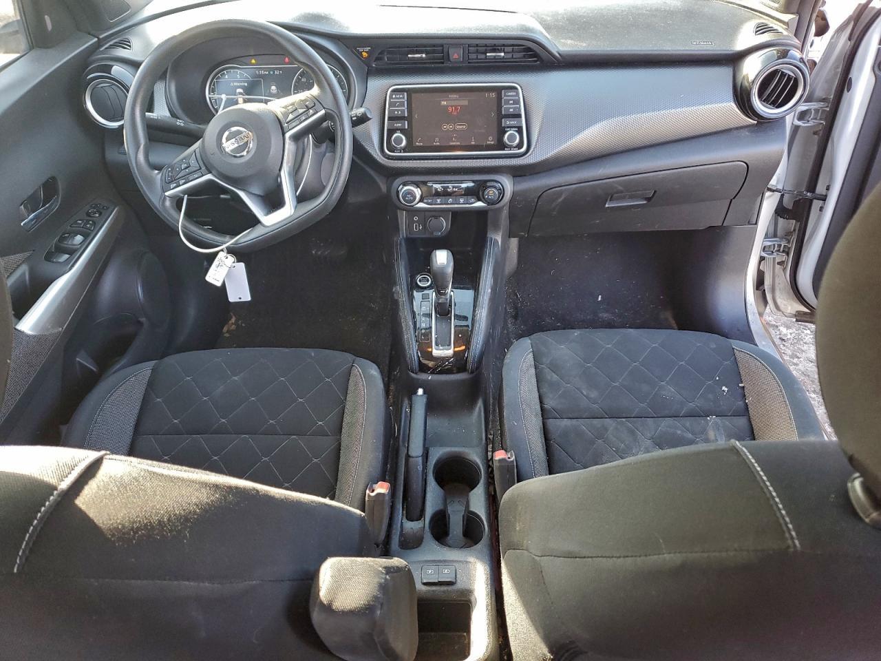 2019 NISSAN KICKS