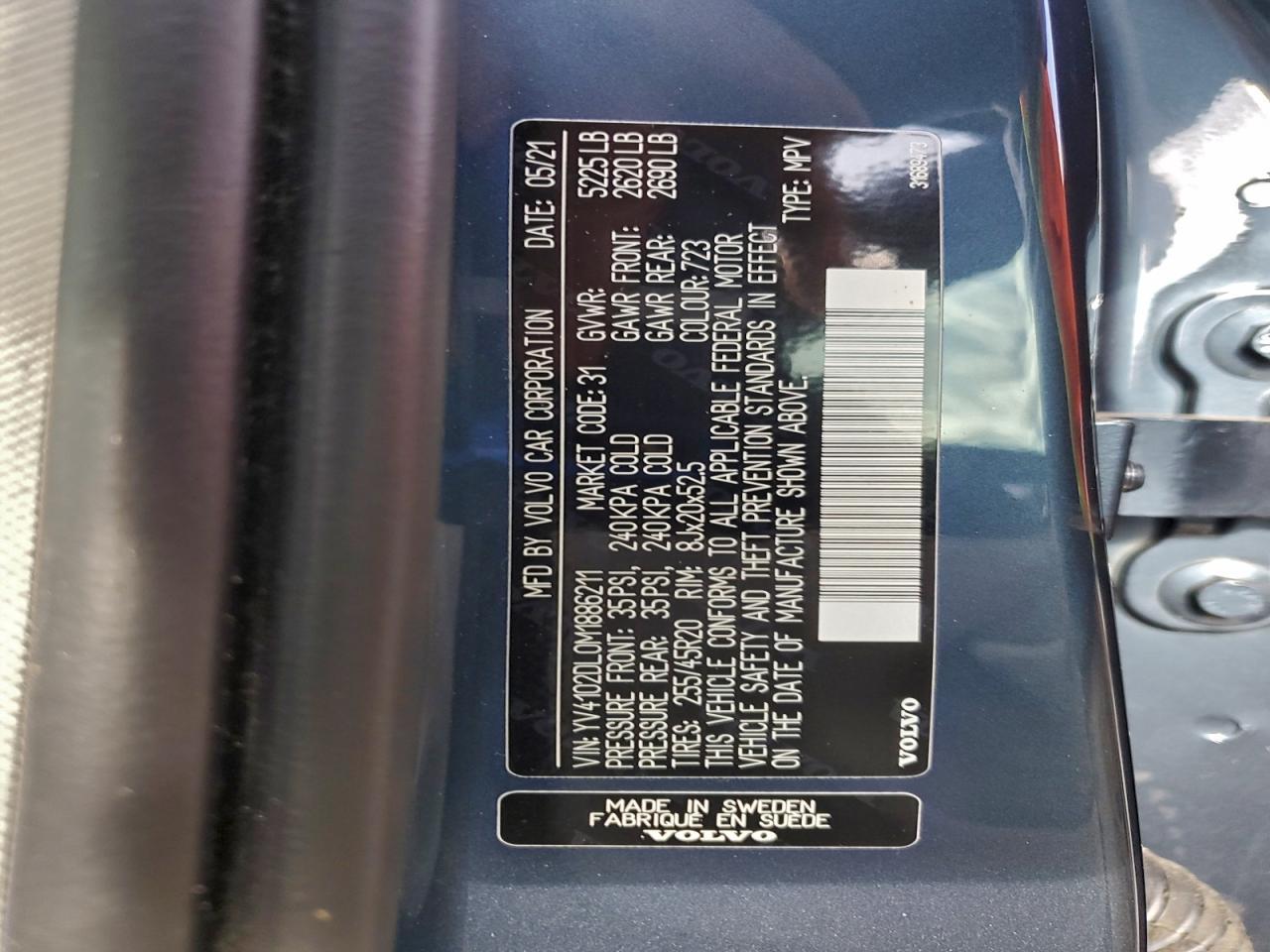 2021 VOLVO XC60