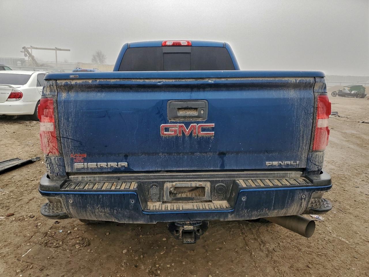 2015 GMC Sierra