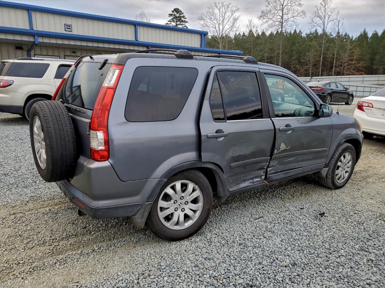 2005 HONDA CR-V