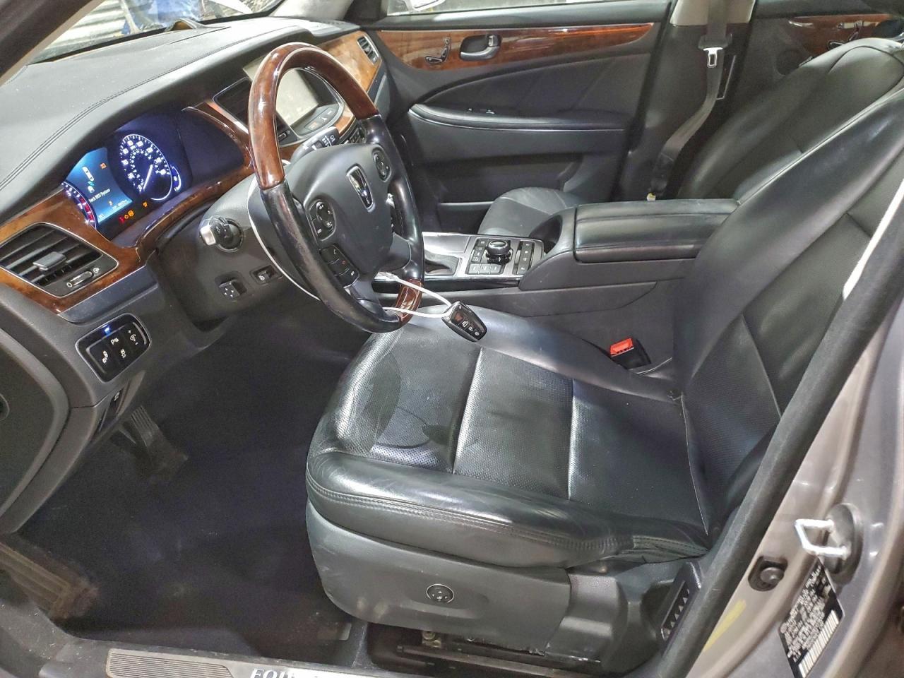 2014 HYUNDAI Equus
