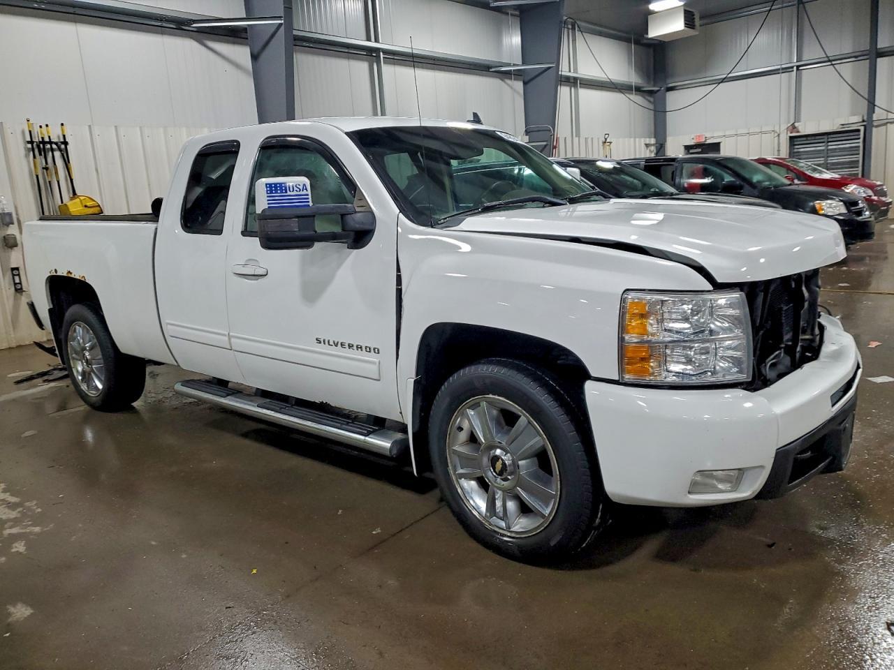 2013 CHEVROLET Silverado