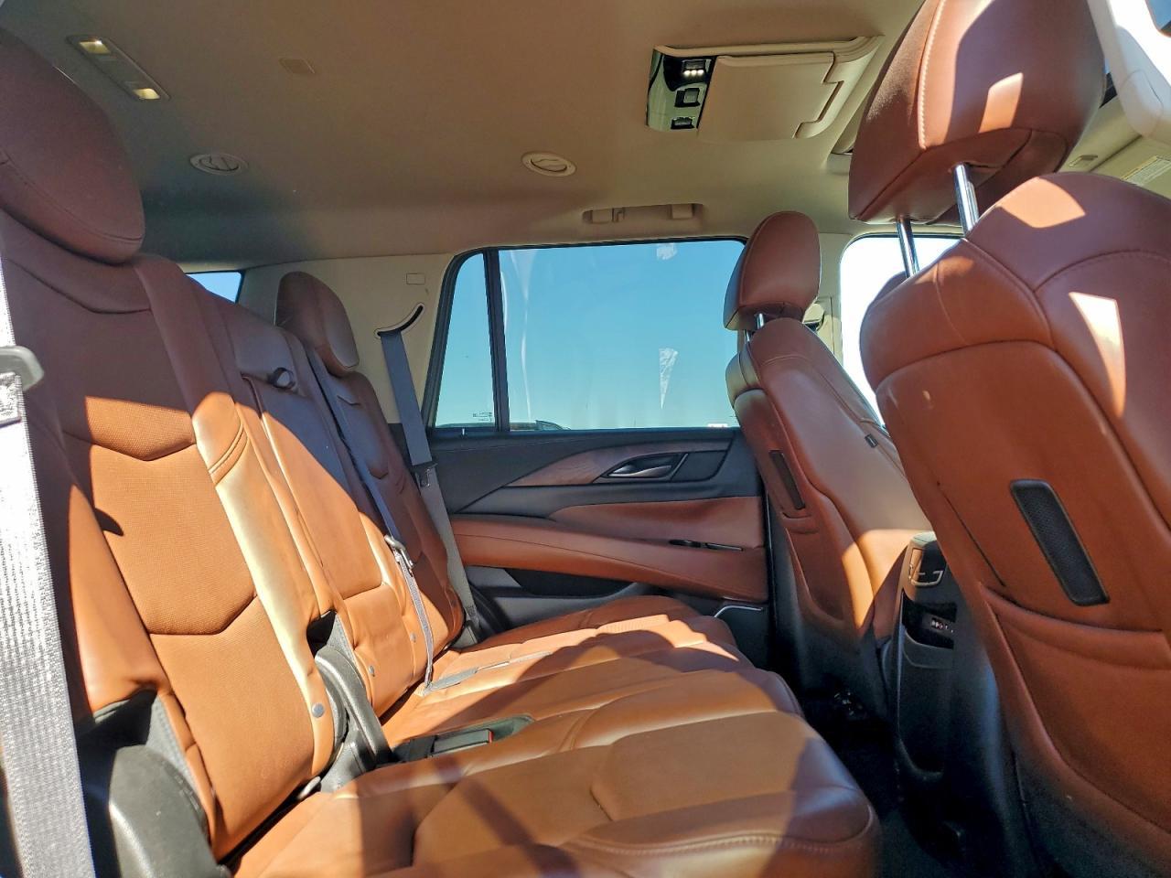 2015 CADILLAC ESCALADE