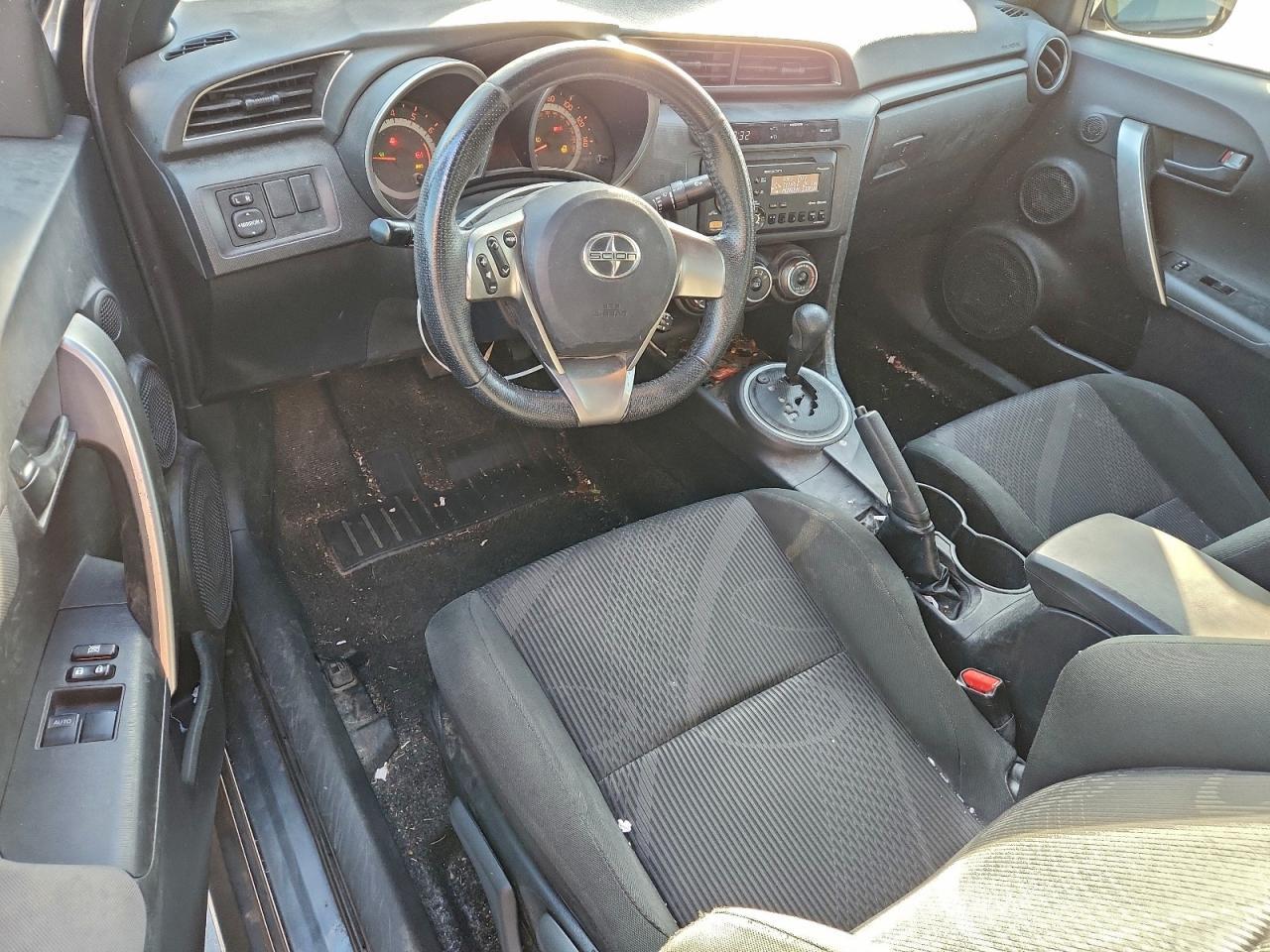 2013 TOYOTA SCION