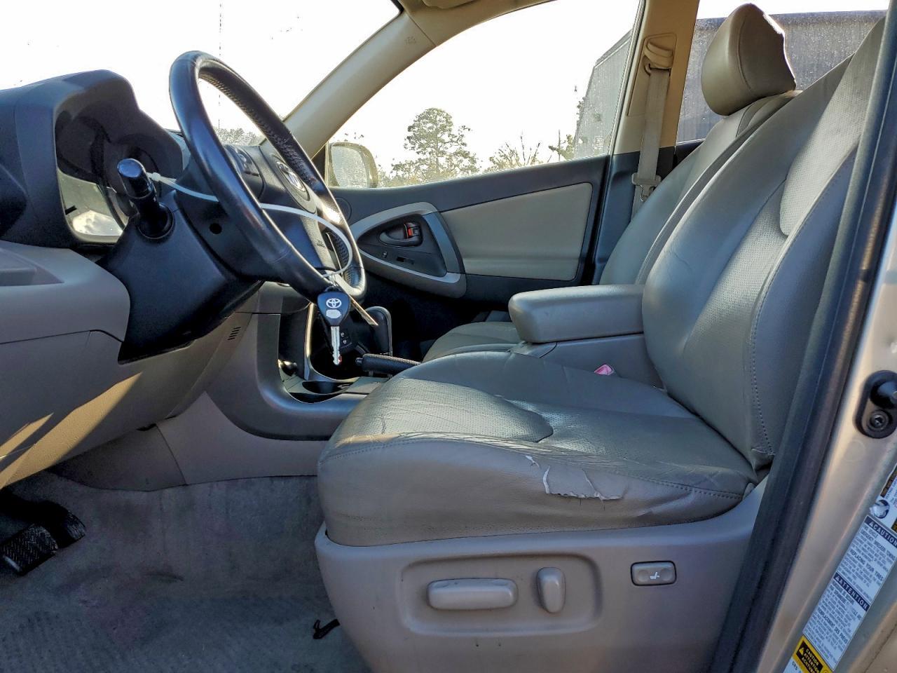 2006 TOYOTA RAV4