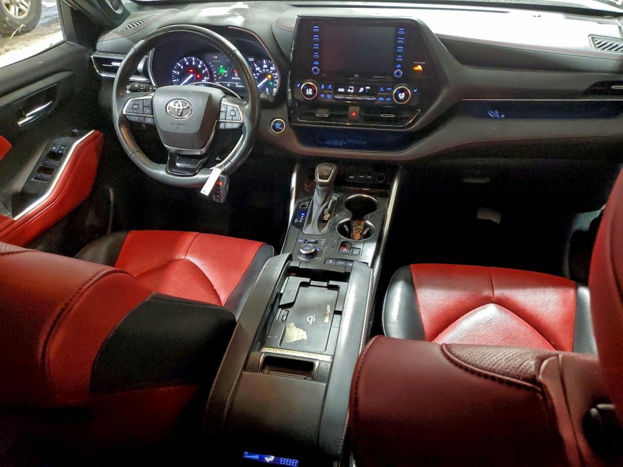 2021 TOYOTA HIGHLANDER