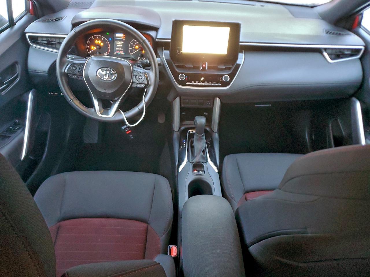 2024 TOYOTA Corolla Cross