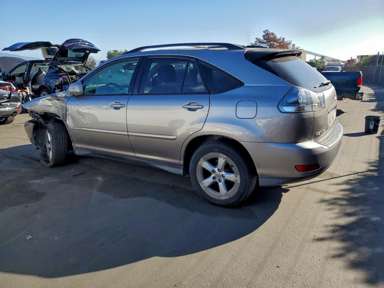 2005 LEXUS Rx 330
