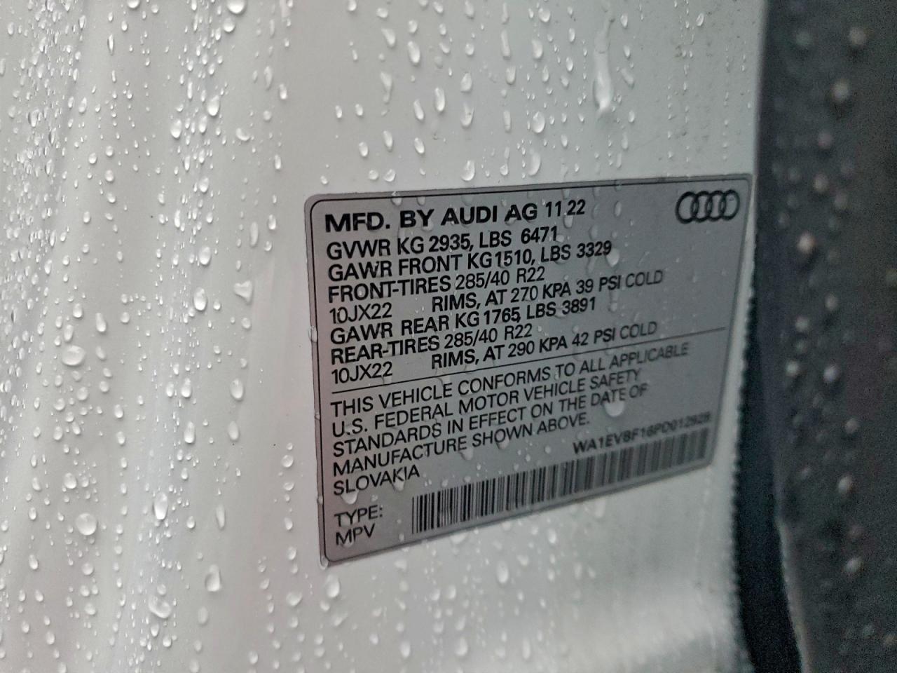 2023 AUDI Q8