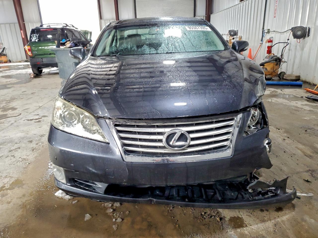 2011 LEXUS ES 350
