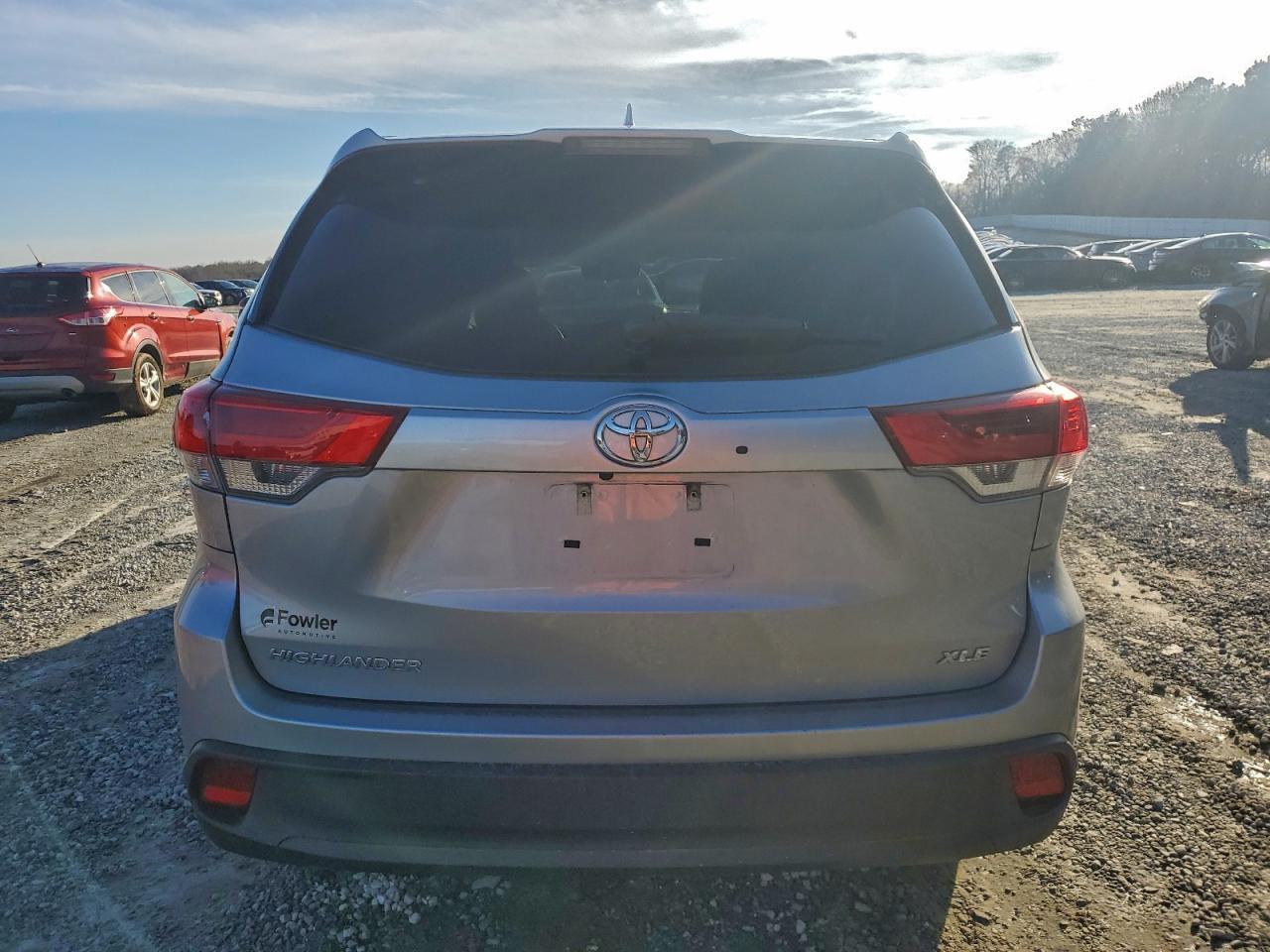 2018 TOYOTA HIGHLANDER
