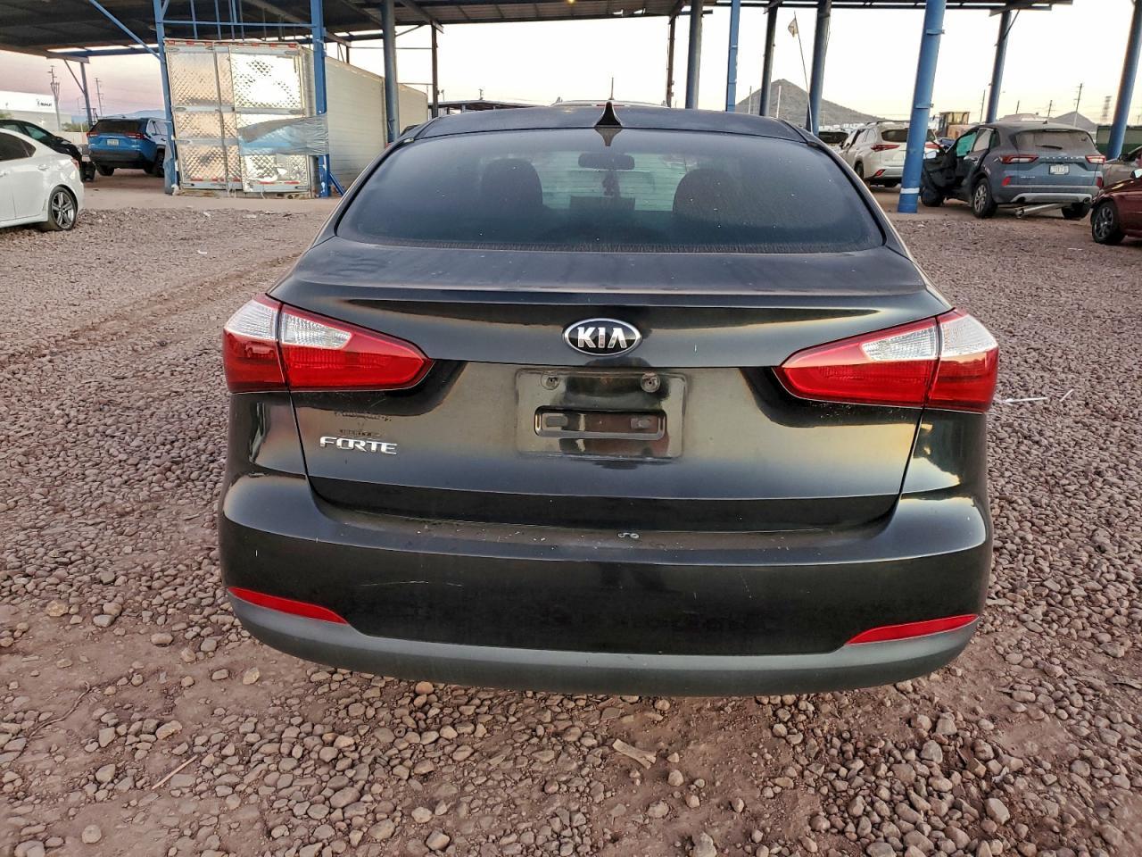 2016 KIA FORTE