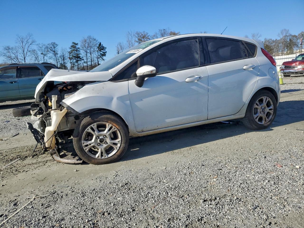 2014 FORD Fiesta