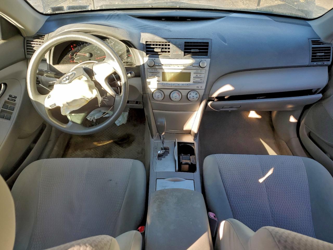 2010 TOYOTA CAMRY