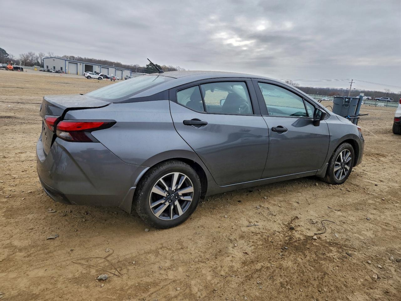 2024 NISSAN VERSA