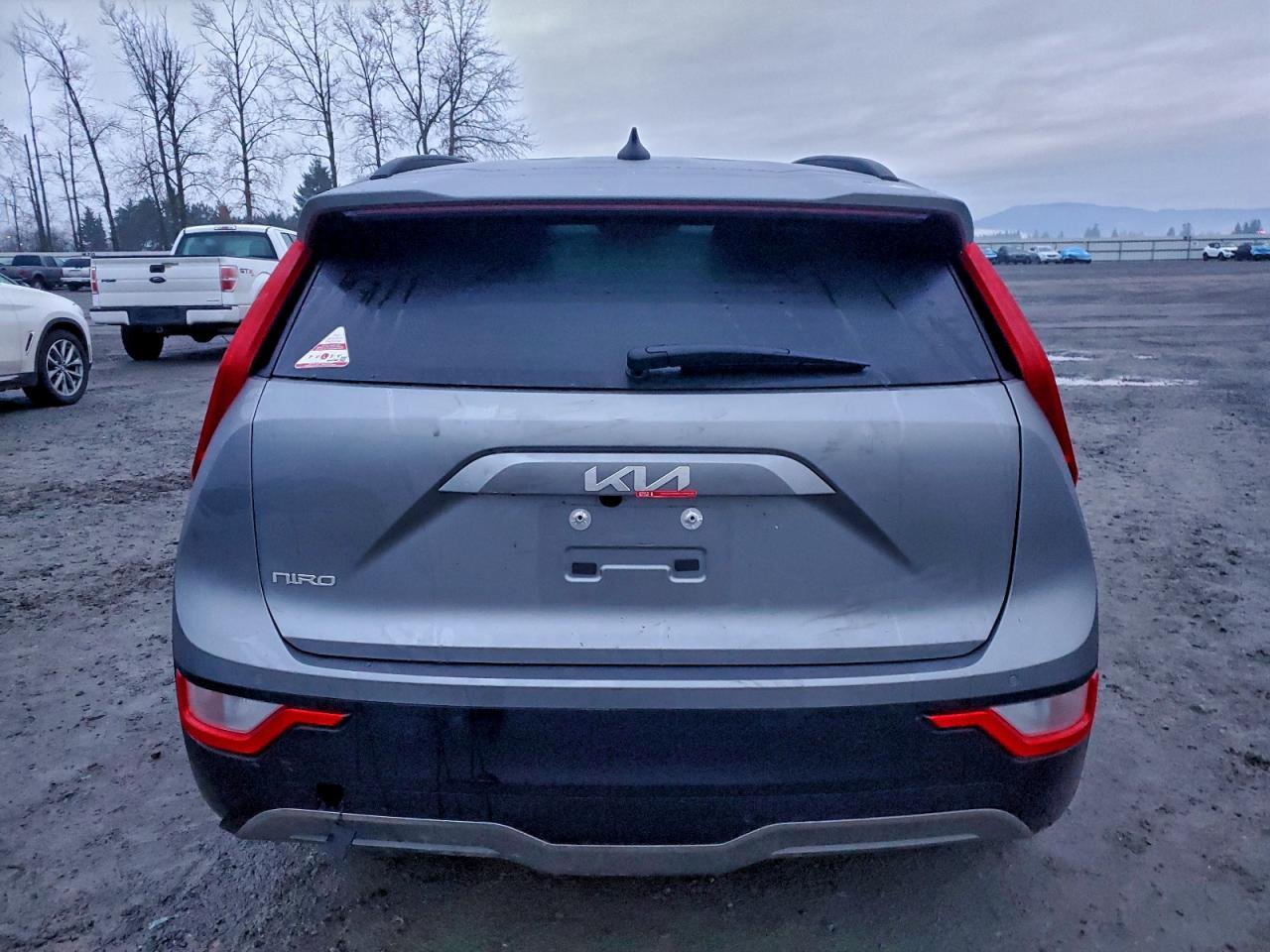 2025 KIA Niro
