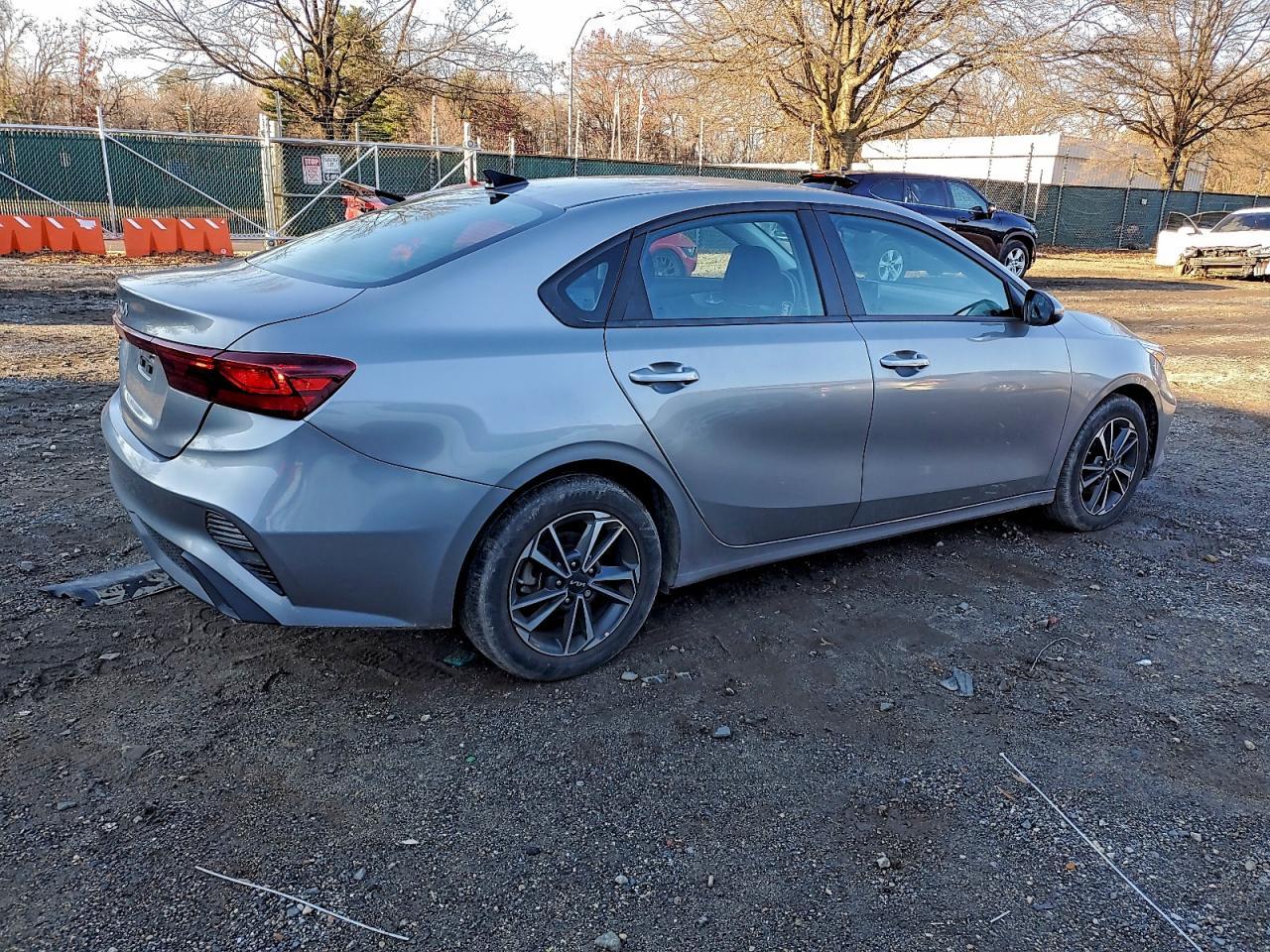 2023 KIA FORTE