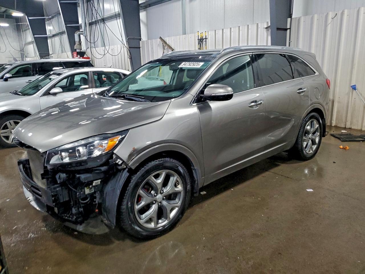 2016 KIA SORENTO
