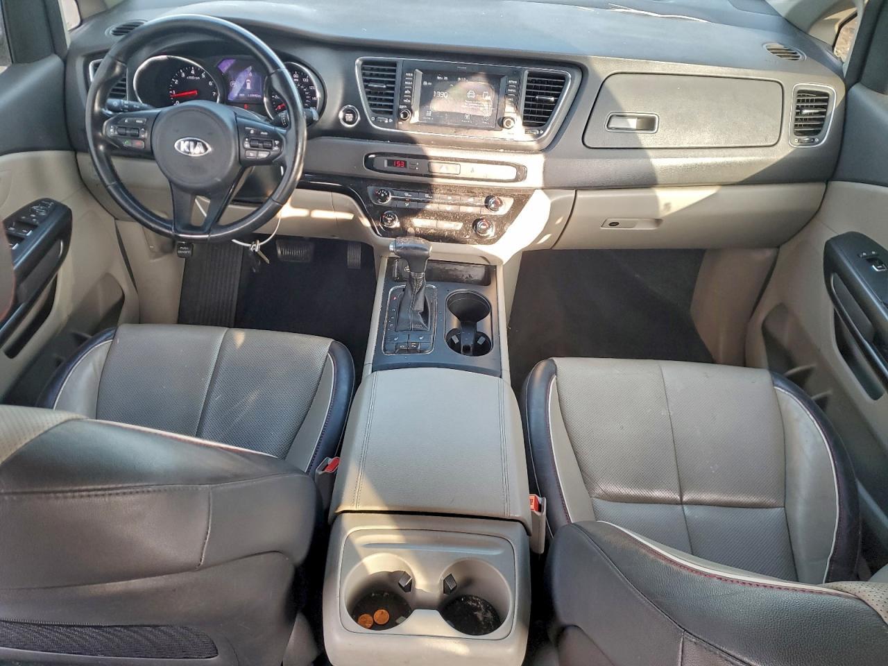 2017 KIA SEDONA